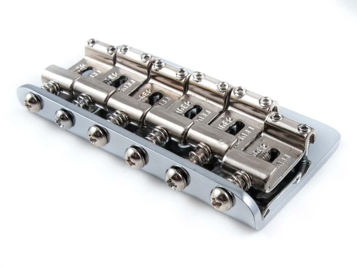 Fender American Vintage Hardtail Strat Bridge Assembly — BRIDGE ASSY STRT VINT NON-TREM · Ponti e componenti · R&D Sound Lugano