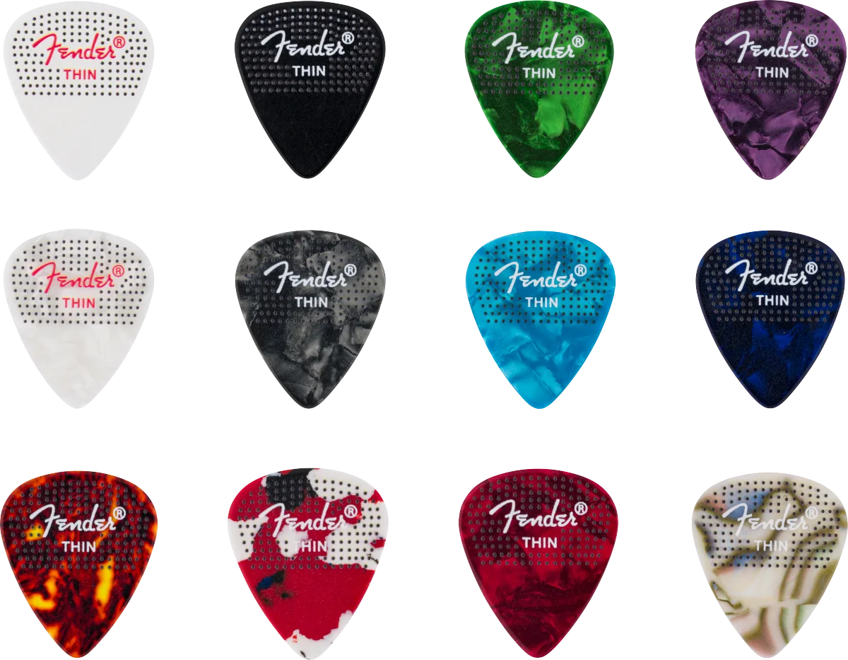 Fender Dotted Celluloid Picks, 351 Shape - 12 Pack — 351 Dotted Celluloid Picks, 12-Pack, Thin · Plettri · R&D Sound Lugano