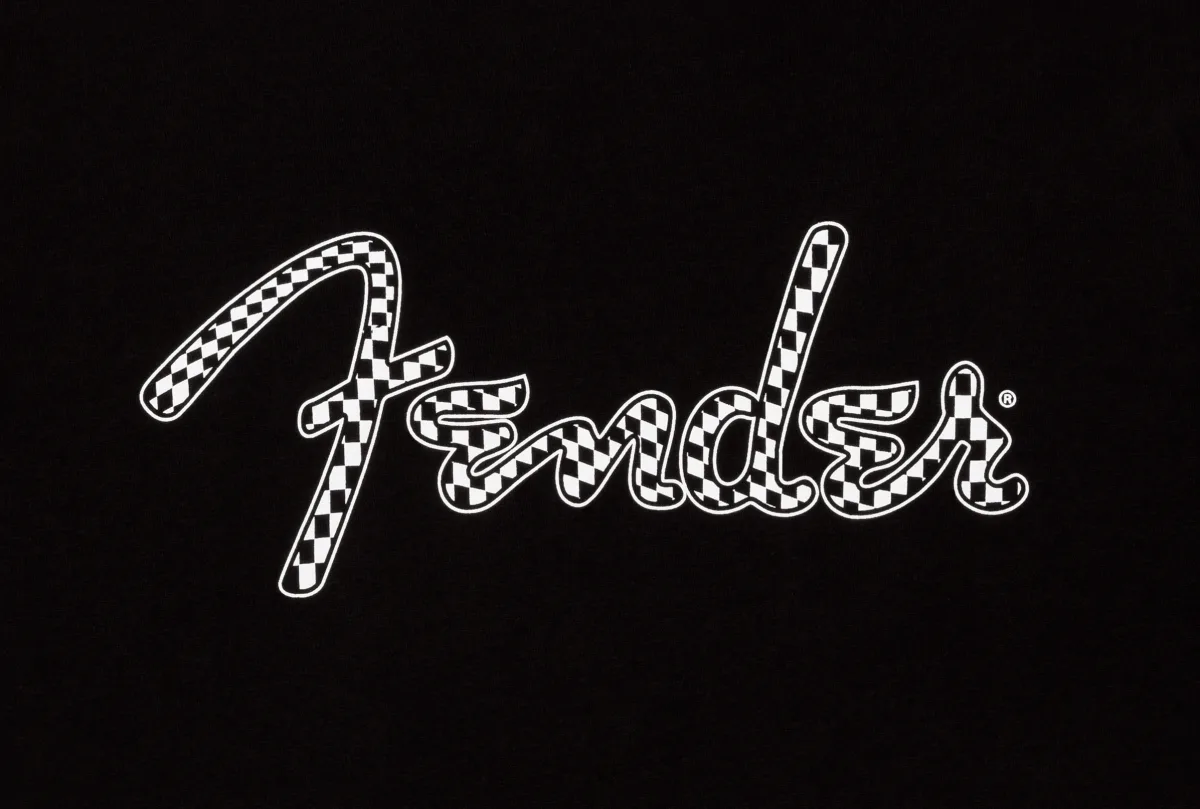 Fender Spaghetti Logo Wavy Checker Tee — B&W Checker, XL · Abbigliamento · R&D Sound Lugano